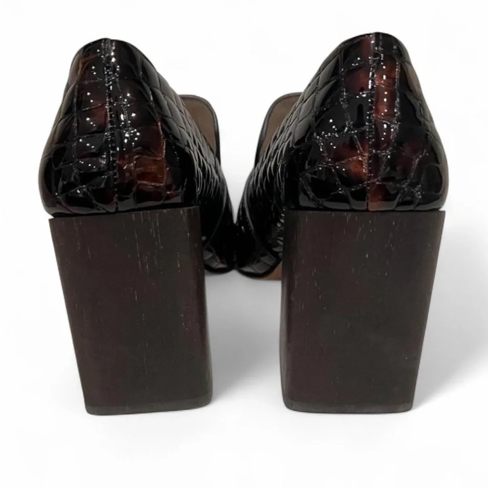 Louise et Cie Ovidio Tortoise Croc Embossed Leather Loafer Heels 7